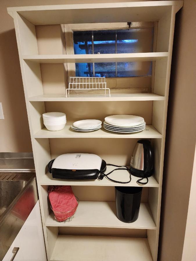 Economical Homestay バーナビー エクステリア 写真