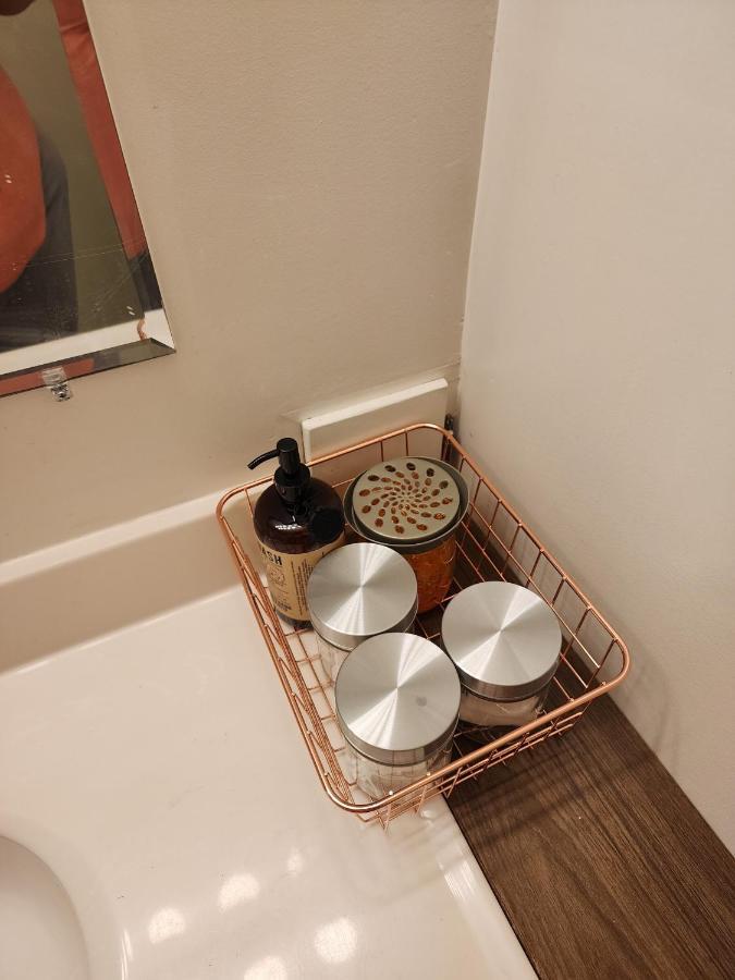 Economical Homestay バーナビー エクステリア 写真